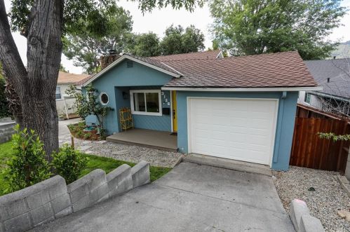 3126 Community Ave, Glendale, CA 91214-3449