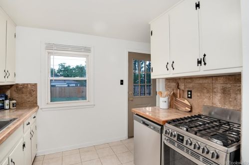 920 Eliot St, Denver CO 80219-3532 exterior