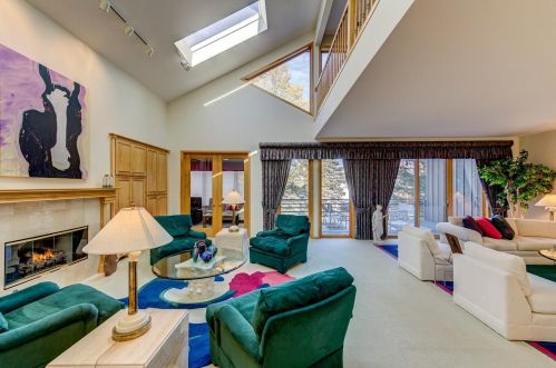 902 Highview Cir, Saint Paul MN  55118-3687 exterior