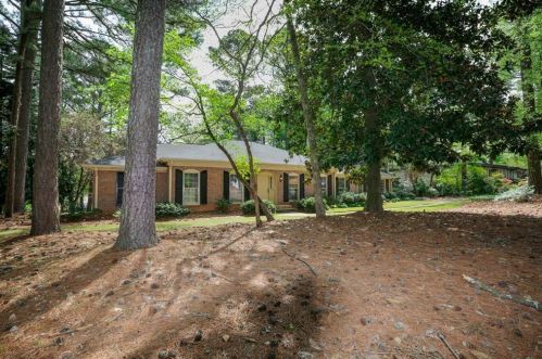 1803 Breckenridge Dr, Atlanta, GA 30345-4005