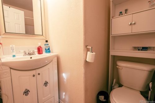 3721 Riverside Pkwy, Greeley CO  80620-2801 exterior