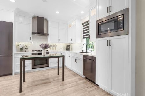 78 Bower Tree, Irvine CA  92603-0106 exterior
