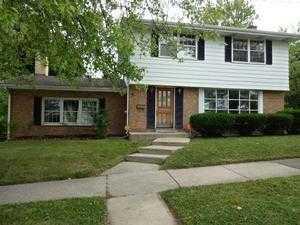 2505 University Ave, Waukegan, IL 60085-3356