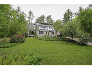374 Academy Rd, Allenstown, NH 03275-1342