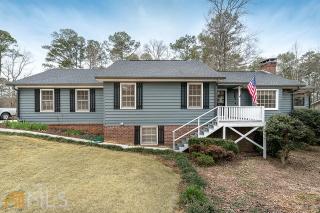 1799 Holmes Dr, Conyers, GA 30094-4727