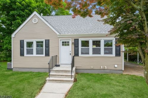 16 Kyle Dr, Dover NJ  07801-4736 exterior