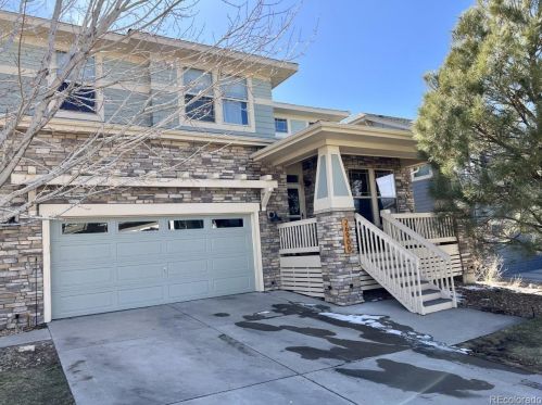 26900 Roxbury Pl, Denver, CO 80016-7528