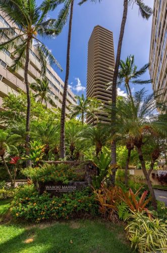 1700 Ala Moana Blvd, Honolulu HI  96815-1415 exterior