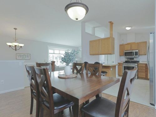 142 Dutch Lake Trl, Howard Lake, MN 55349-5135