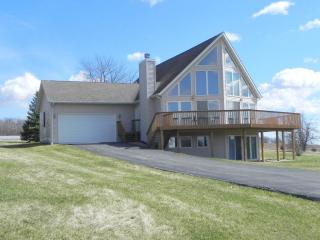 1566 Chadbourne Dr, Davis, IL 61019-9643