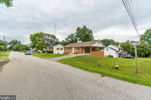 1900 Mimosa St, Fredericksburg, VA 22405-3213