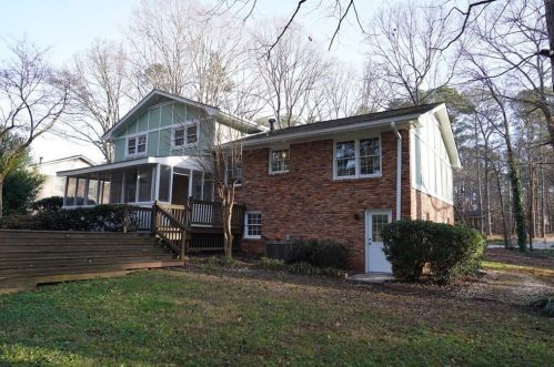 5024 Fox Forest Cir, Lilburn, GA 30047-5519