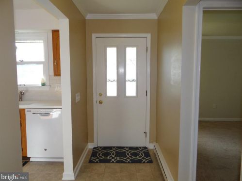 10 Abbey Ct, Carlisle, PA 17015-4384