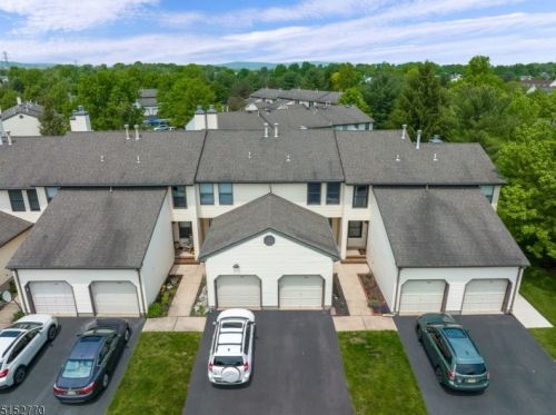 408 Willow Ct, Flemington, NJ 08822-3131