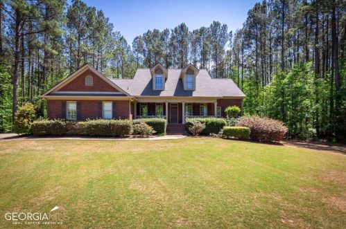1151 Ridgeview Ln, Bishop, GA 30621-1338