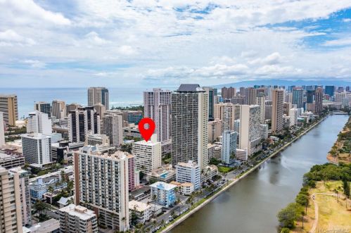 435 Seaside Ave, Honolulu HI  96815-2639 exterior