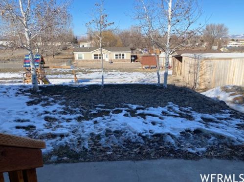 2521 3950, Vernal UT  84078-9215 exterior