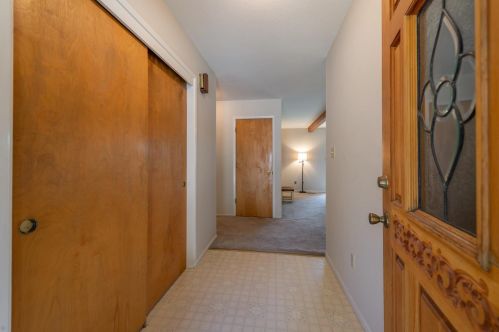 11553 Ridge Rd, Truckee CA  96161-4920 exterior