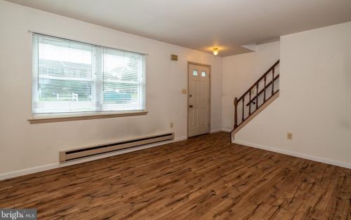 1081 Monticello Ln, Lancaster PA  17603-9410 exterior