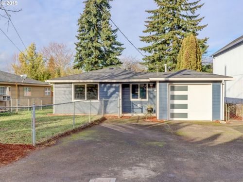5315 Knapp St, Portland OR  97206-8238 exterior