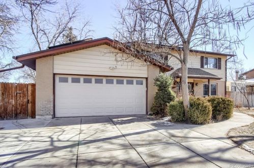 12298 Louisiana Dr, Aurora CO 80012-4316 exterior