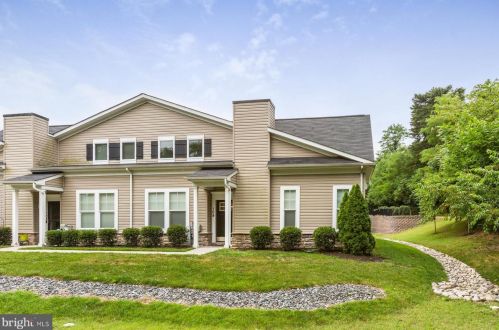 104 Jacobia Dr, Riviera Beach MD  21122-1054 exterior