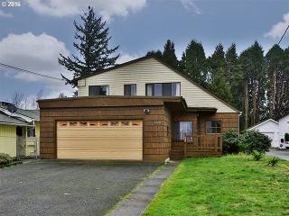 11320 Morris St, Portland OR  97220-1715 exterior