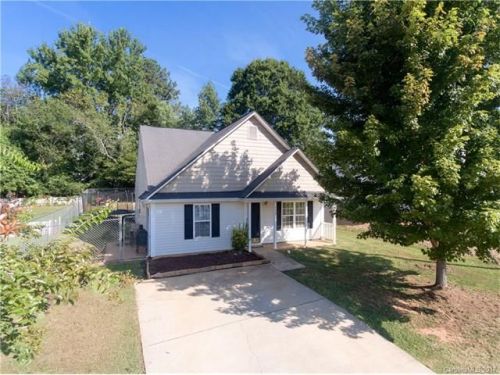 132 Oliver St, York, SC 29745-2695