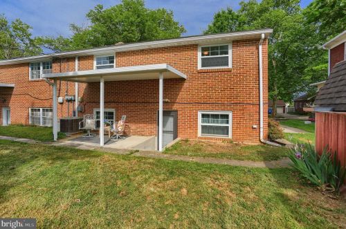 948 Walnut St, Hanover PA 17331-1523 exterior