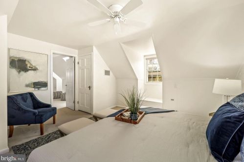 8009 Glenside Dr, Silver Spring MD 20912-7327 exterior