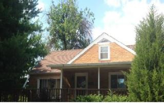 215 Hughes Ave, Romeoville IL  60441-4716 exterior