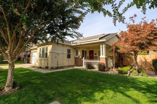 1450 Burchell Hill Dr, Valley Home, CA 95361-3278