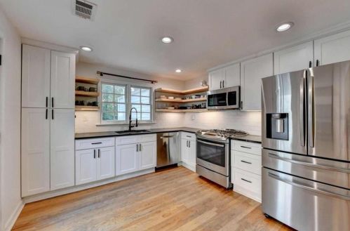1765 Georgian Ter, Atlanta GA  30341-4825 exterior