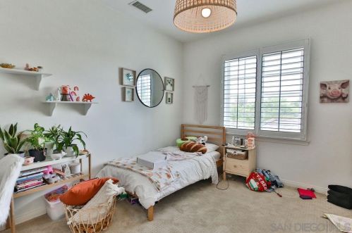 845 Aspen Glen Rd, Chula Vista CA  91914-2520 exterior