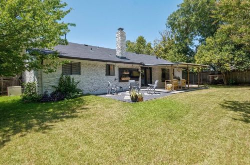 5407 Claymoor Dr, Austin TX  78723-4808 exterior