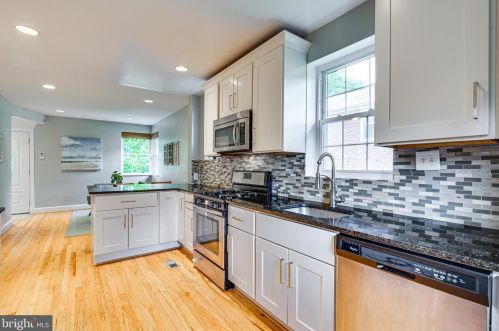 2218 Osborn Dr, Silver Spring MD 20910-1323 exterior