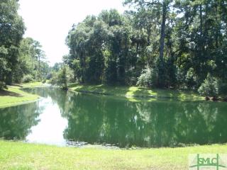 2 Sundew Rd, Savannah, GA 31411-2955