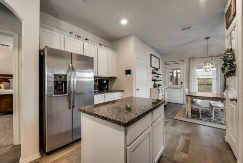 5845 Dew Plant Way, Fort Worth TX  76123-5021 exterior