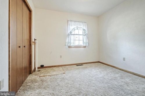 764 Walnut St, Hanover PA 17331-2051 exterior