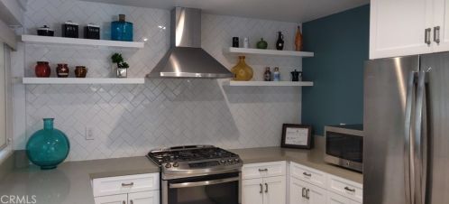 12 Gumwood, Irvine CA  92612-2352 exterior