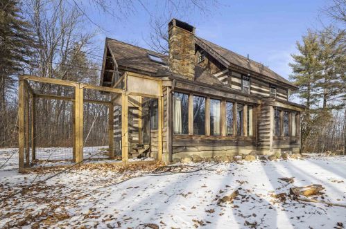 206 Nottingham Rd, Deerfield, NH 03037-1530