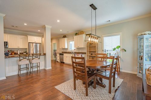 303 Windsor Rd, Pineora, GA 31312-5826