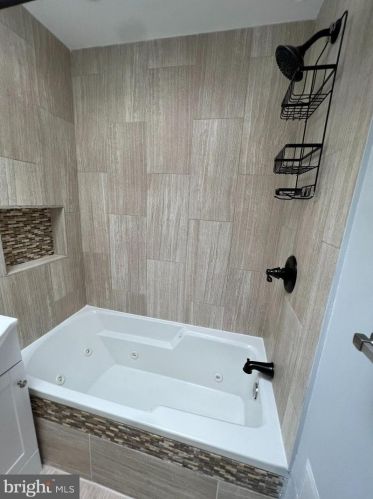 6445 Marsden St, Philadelphia PA 19135-2706 exterior