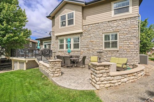 24662 Ontario Dr, Aurora CO 80016-4125 exterior