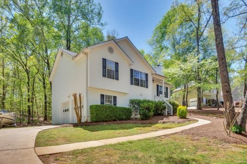 8640 Sapphire Ln, Gainesville, GA 30506-6755