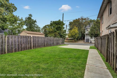 1407 Bangs Ave, Tinton Falls NJ  07712-6316 exterior