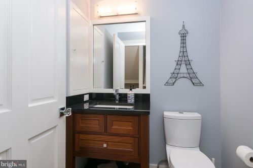 9 Lytle St, Princeton NJ 08542-3116 exterior