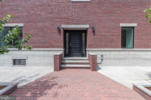 1165 12 St, Philadelphia PA 19148-1002 exterior