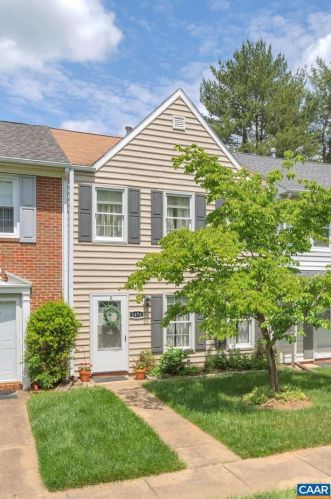 1474 Minor Ridge Ct, Charlottesville VA  22901-1630 exterior