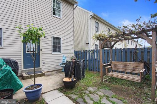 813 King St, York PA 17401-3602 exterior